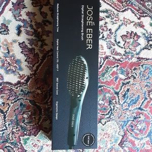 Straightening Brush
